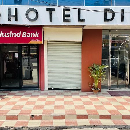 Hotel Dileep42 Лакхнау Экстерьер фото