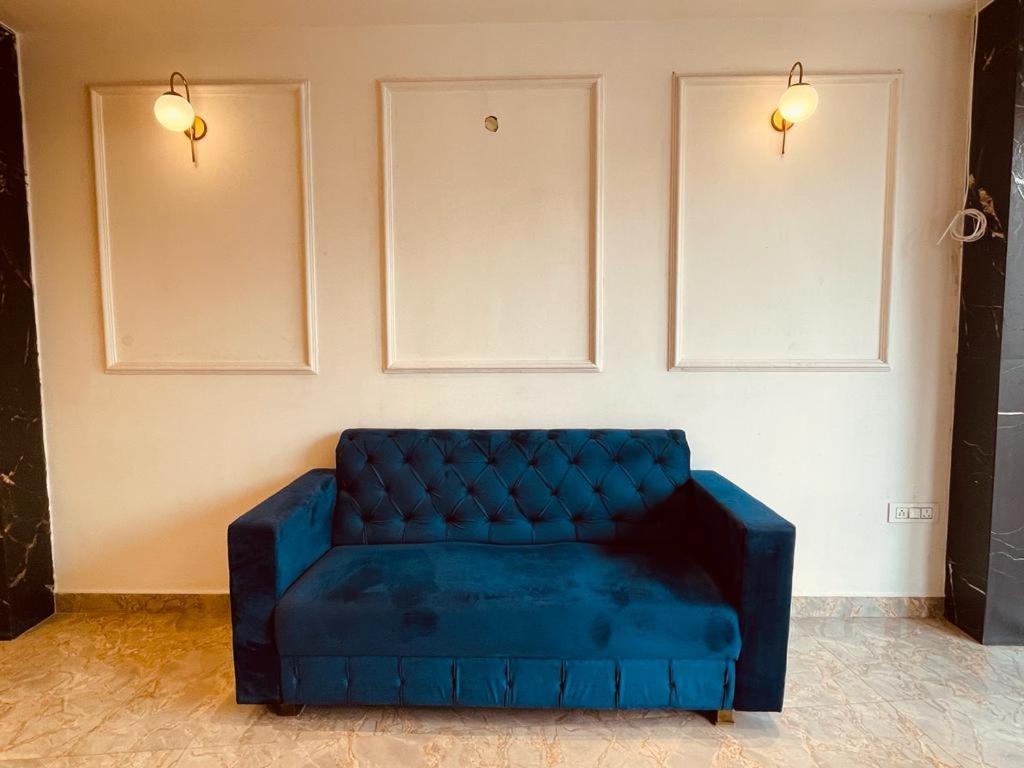 Hotel Dileep42 Лакхнау Экстерьер фото